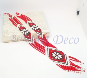 Naszyjnik z koralików wykonany ręcznie 