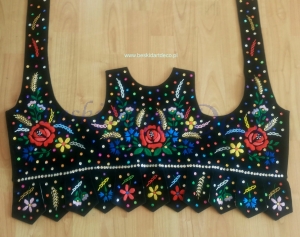 gorset krakowski dziewczęcy -bogato zdobiony ręcznie