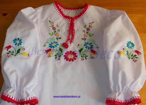 Bluzeczka czerwony kwiatek.JPG