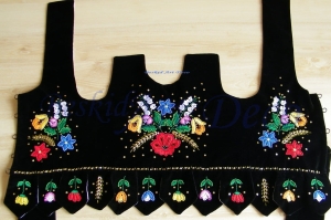 Gorset haftowany dla dziewczynki